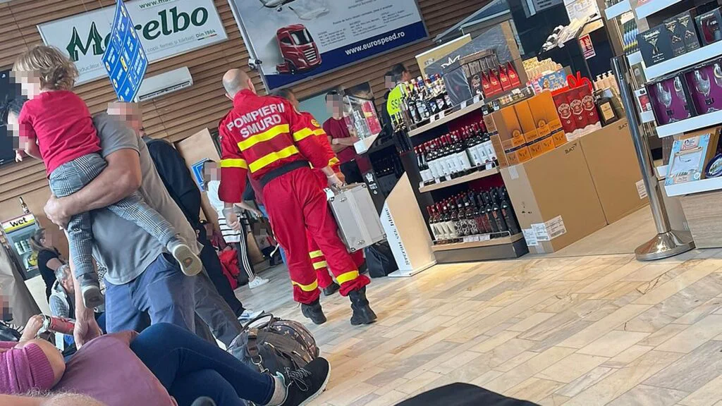 Momente de groază pe aeroportul din Suceava. Doi pasageri au leșinat, după ce aeronava s-a defectat: „Nebunie totală”