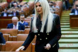 Laura Vicol demisionează din PSD. Acuzații de „linșaj mediatic”