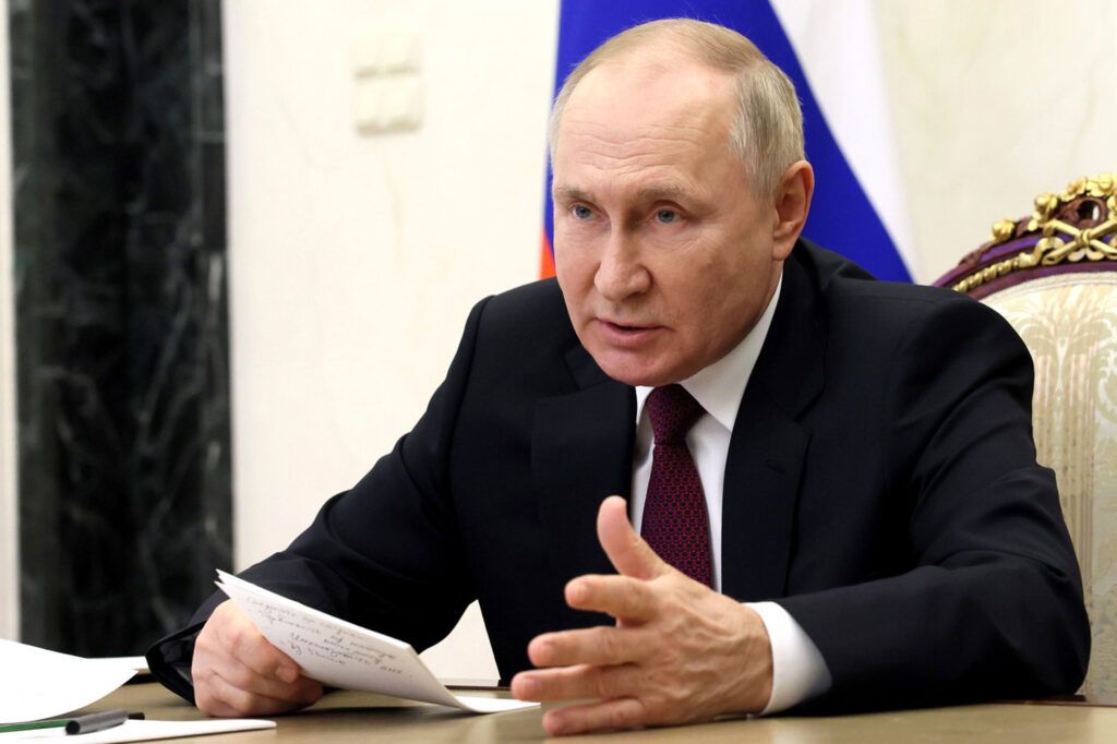 Vladimir Putin laudă producția de război a Rusiei: „Este comparabilă cu cea mondială”