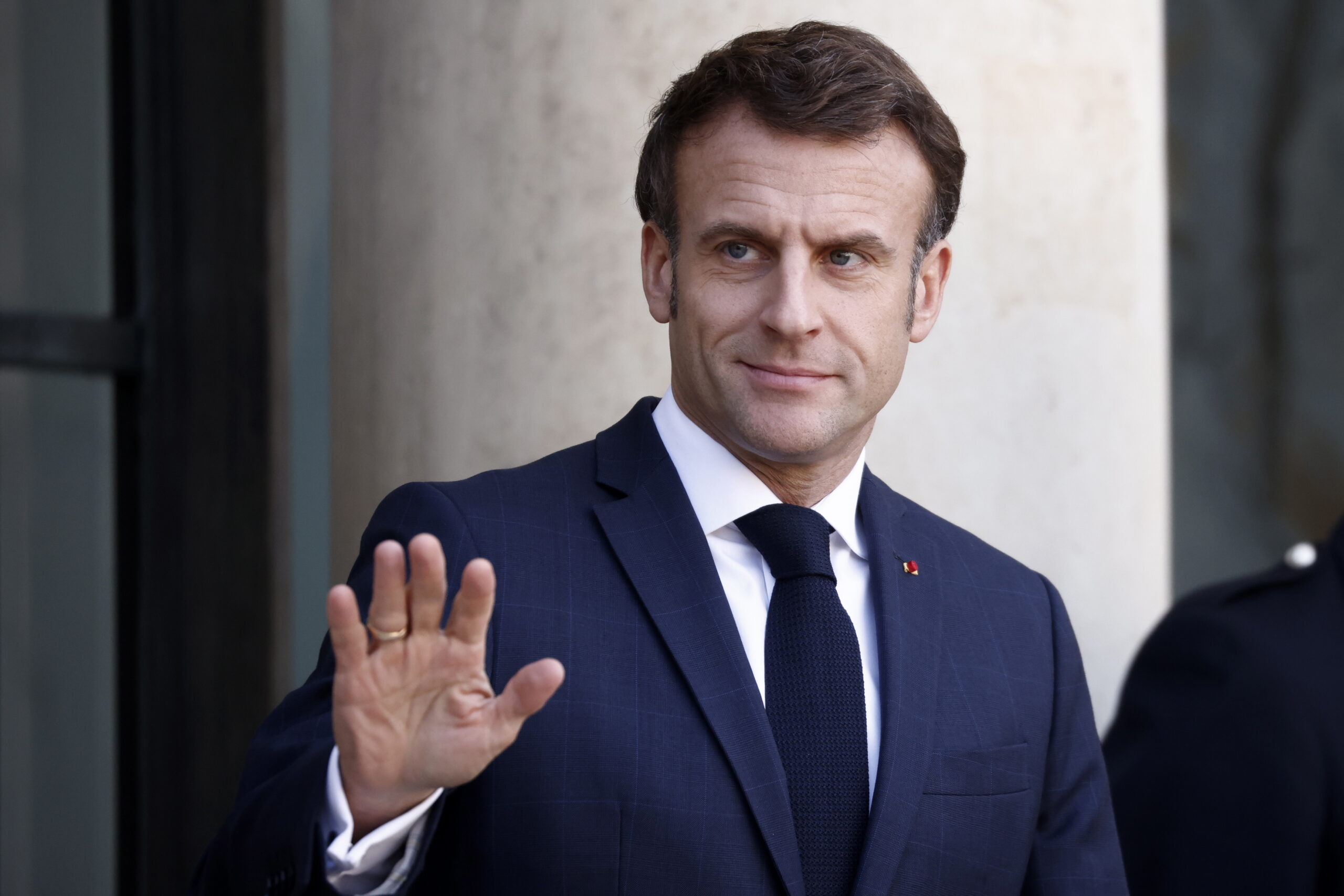 Emmanuel Macron a vorbit despre demisie. Răspunsul la cea mai insistentă întrebare