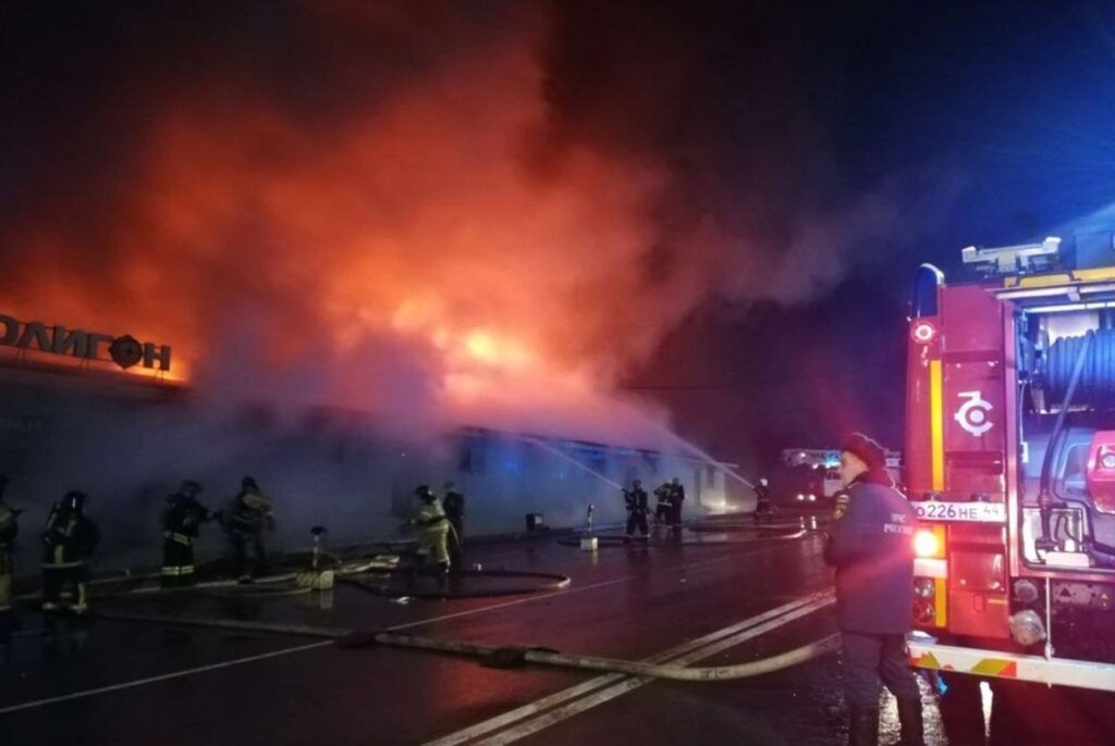 Incendiu într-un club din Rusia, provocat de un lansator de rachete. 15 persoane au murit. Autorul a fost arestat