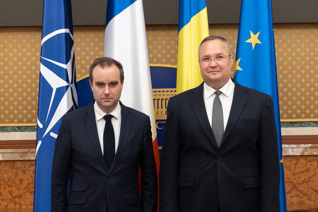 Nicolae Ciucă, întrevedere cu ministrul Forţelor Armate din Franţa. S-au discutat elementele concrete din cadrul Parteneriatului Strategic româno-francez