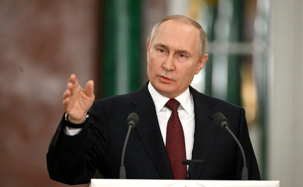 Vladimir Putin, discurs fulger pe stadionul Lujniki, cu ocazia Zilei apărătorului patriei. „Suntem de neînvins!”
