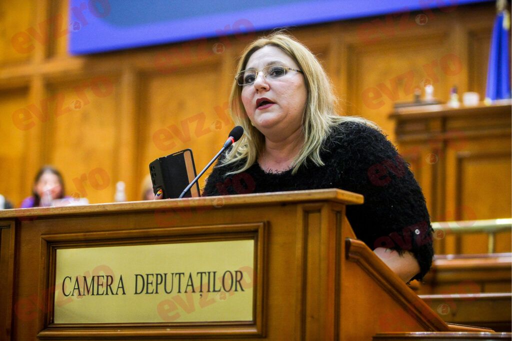 Diana Șoșoacă, o „amenințare la securitatea națională”. Cum a răspuns senatoarea acuzațiilor ministrului ucrainean de Externe