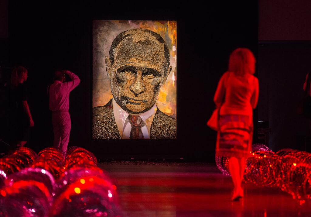 „Cadoul” lui Putin. O nouă avalanșă de rachete rusești lasă Ucraina în beznă și frig