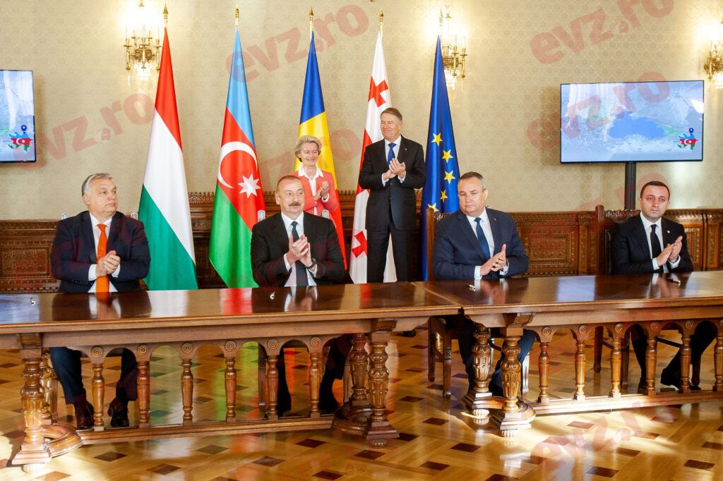 România a semnat acordul privind Parteneriatul Strategic din energie. Klaus Iohannis: „Constituie un cadou pe termen lung între ţările noastre”