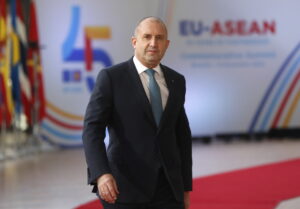 Președintele Bulgariei intervine în războiul din Ucraina. Rumen Radev a cerut să se oprească furnizarea de arme către Kiev