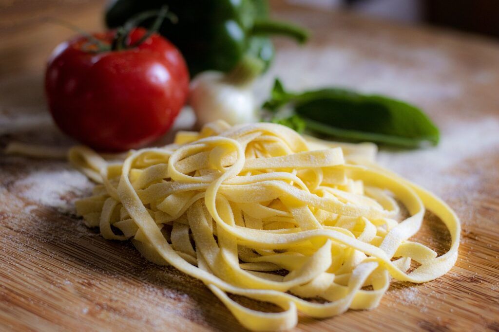 Spaghetele sunt delicioase și ajută organismul. Beneficiile consumului de paste