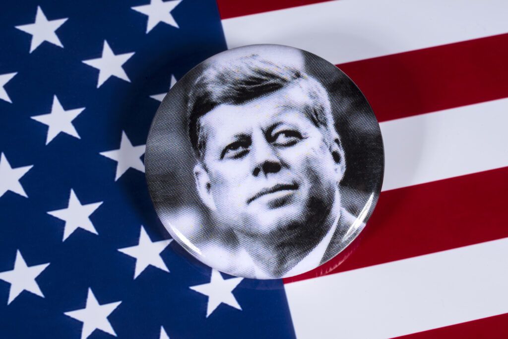 Secretele din spatele morții lui John F. Kennedy. Casa Albă blochează mii de documente invocând securitatea națională