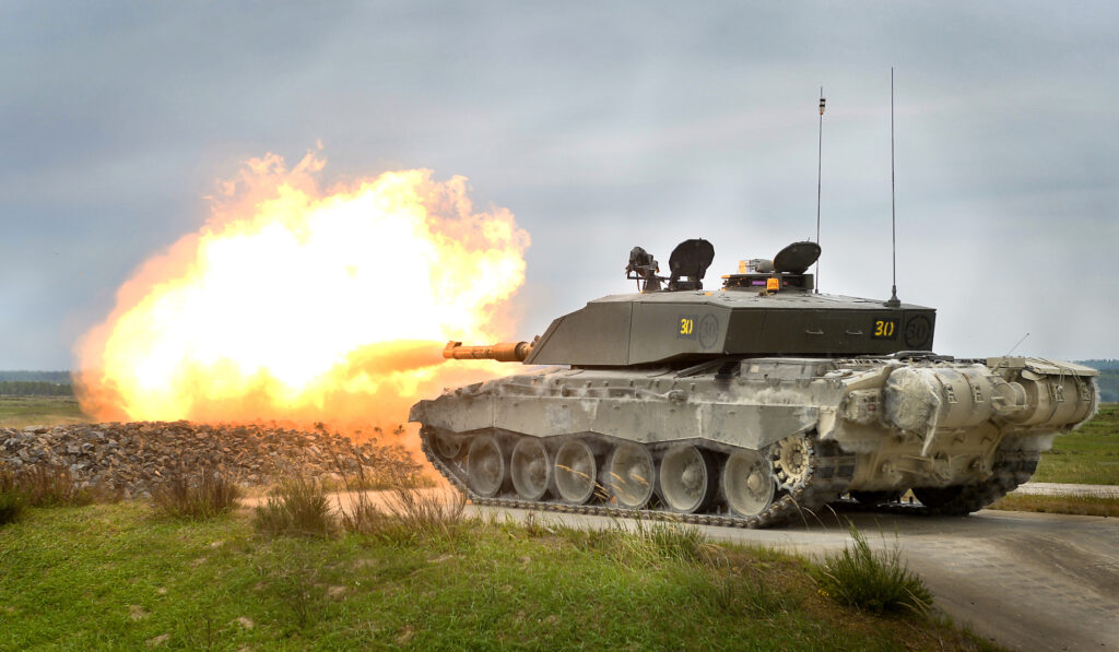 Ministrul german al Apărării: „Polonia nu ar trebui să transfere tancuri Leopard către Ucraina fără acordul Berlinului”