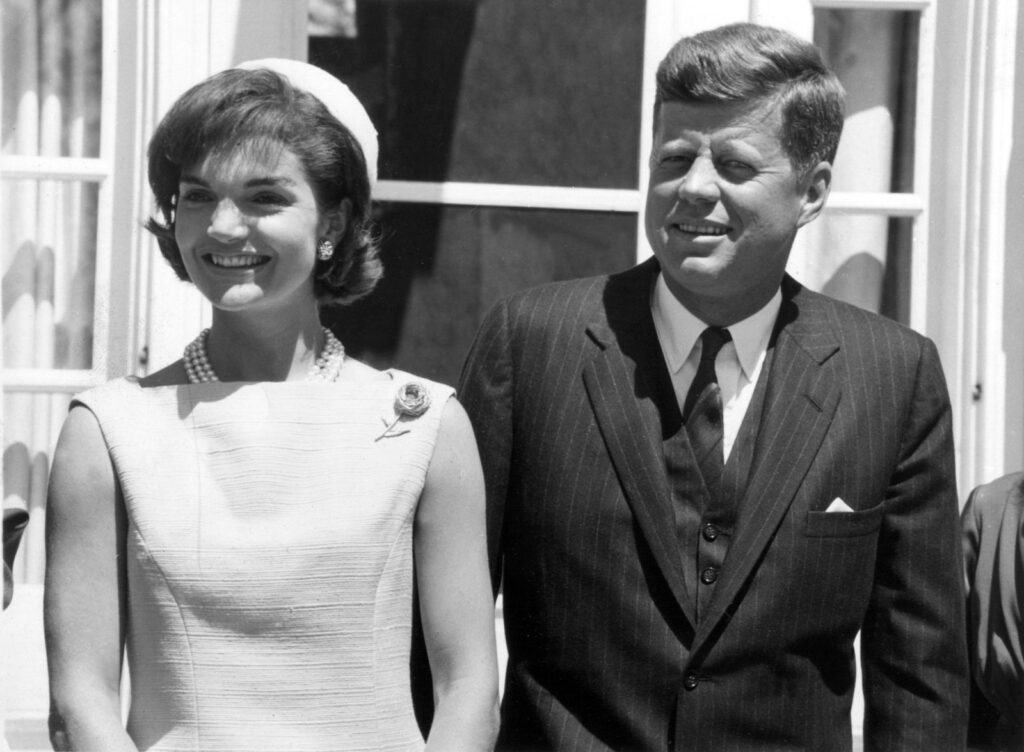 Jackie Kennedy Onassis. 10 lucruri surprinzătoare despre fosta Primă Doamnă a Americii, una dintre cele mai admirate femei din lume