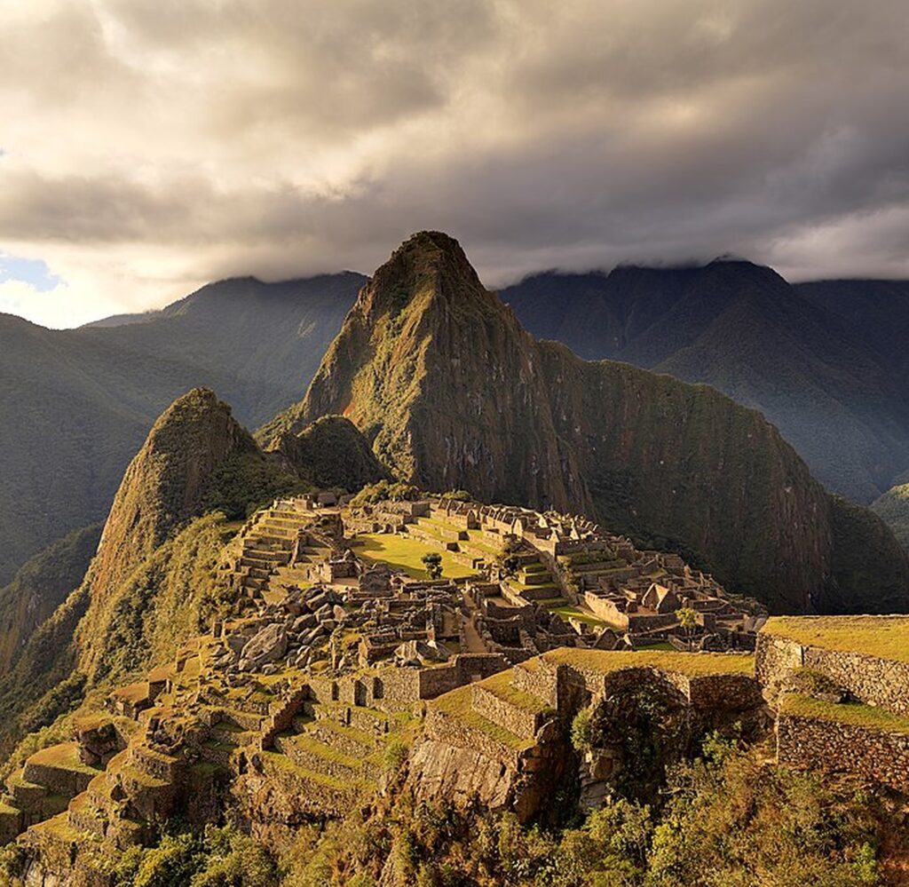 Peru a închis faimosul sit turistic Machu Picchu, pe fondul protestelor antiguvernamentale