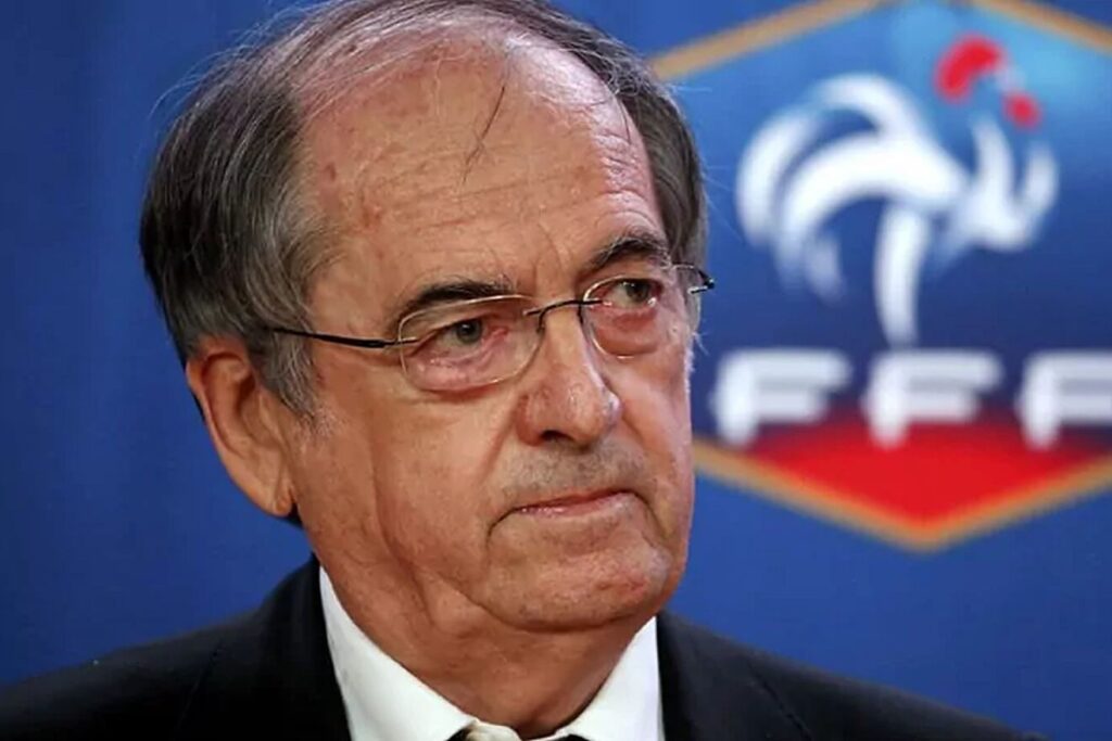 Președintele Federaţiei Franceze de Fotbal, acuzat de comportament nepotrivit: „Sonia, sunt la a treia sticlă, te aştept la a patra”