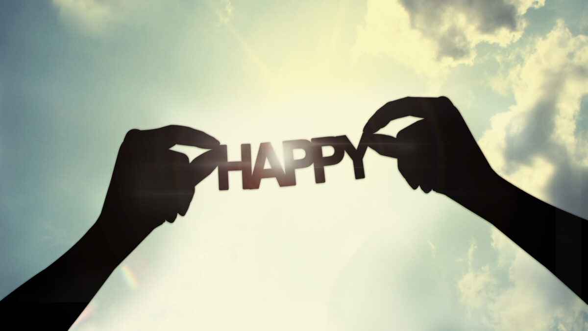 Opt obiceiuri care îi fac pe oameni mai fericiți. Nu toată lumea se poate ține de ele