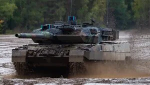 Investiție germană în industria românească de război. Producătorul tancurilor Leopard preia Automecanica Mediaș