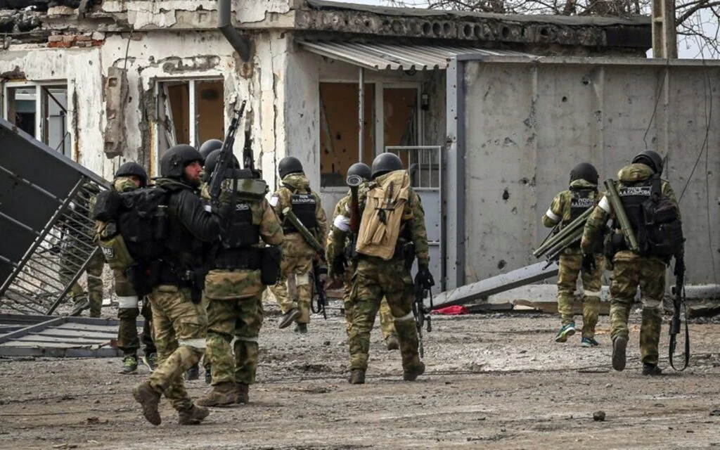 Schimb de focuri între mercenarii beți ai lui Kadîrov și soldații ruși
