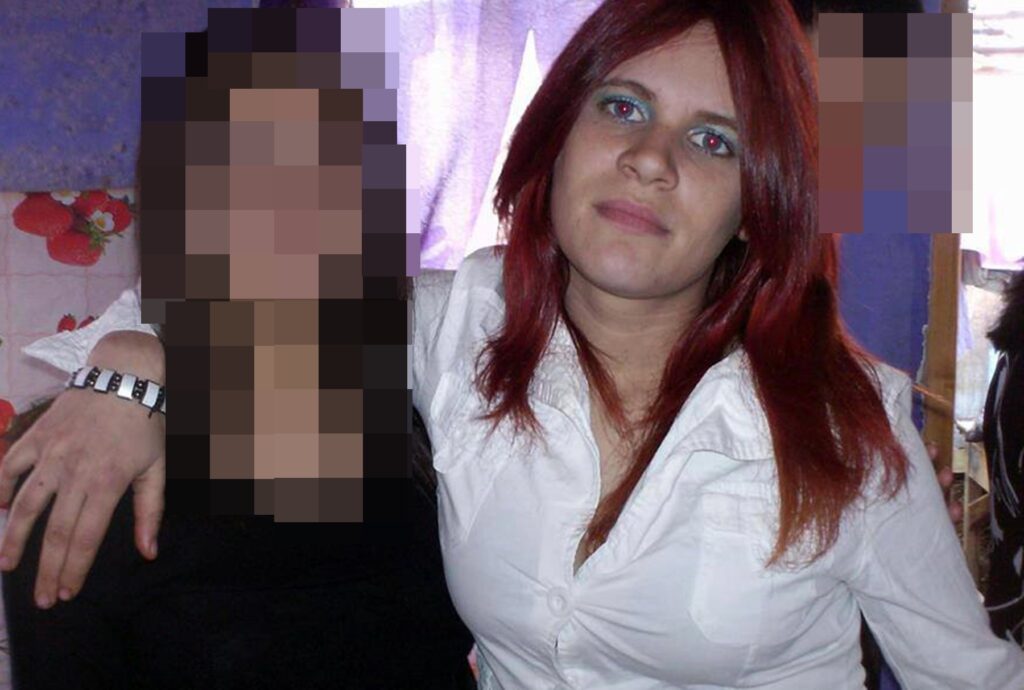 Pedeapsa cu executare pentru femeia din Ploiești care și-a lăsat copii nesupravegheați. Gemenii au căzut de la etajul zece