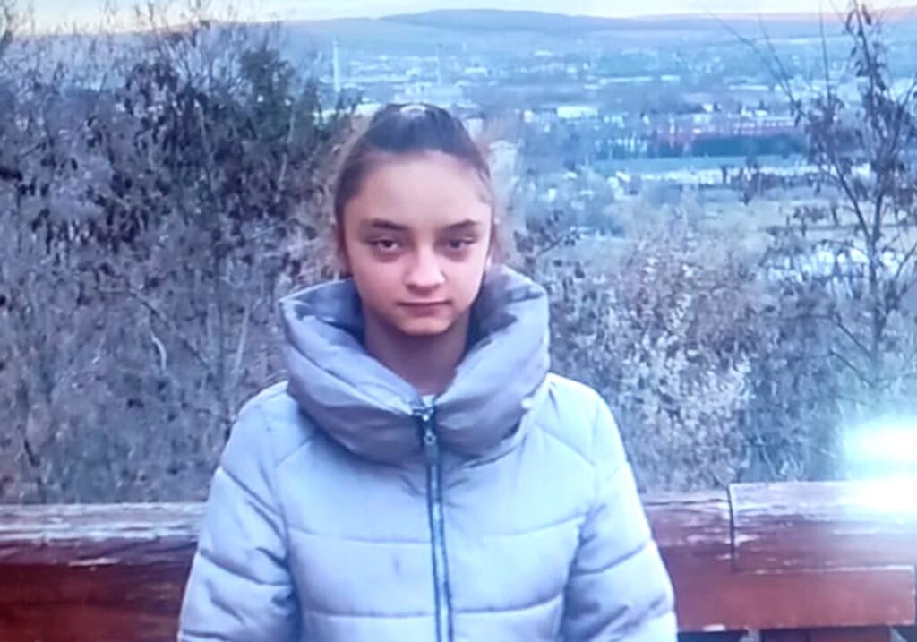 O fetiță de 13 ani din Botoșani a dispărut. Poliția cere ajutorul populației