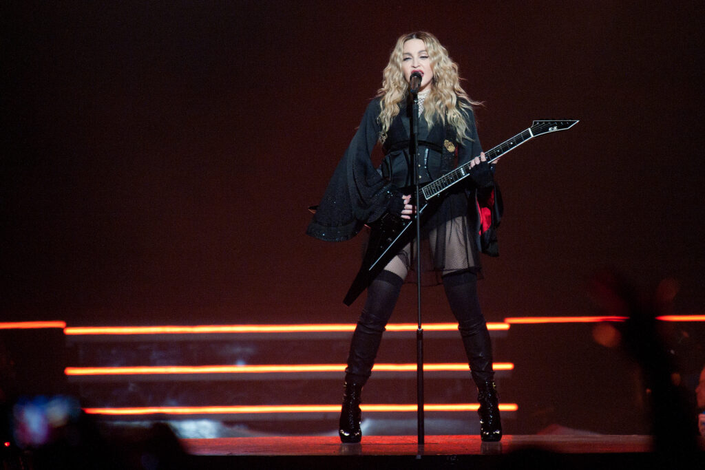 Madonna este în doliu. Fratele ei mai mare, Anthony Ciccone, a murit