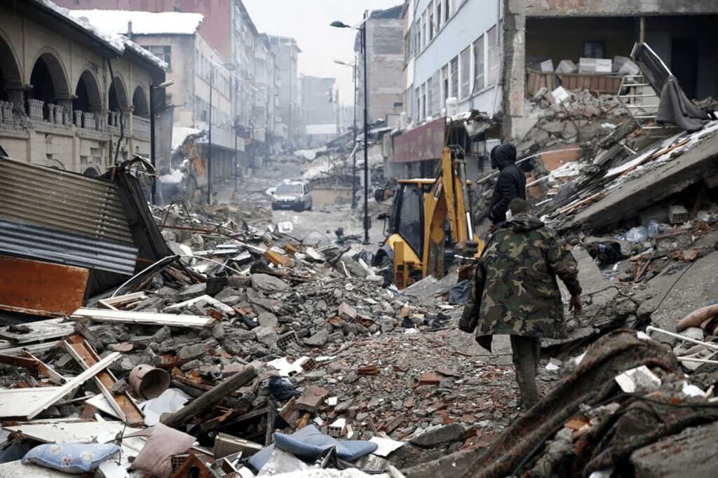 Cutremurul din Turcia. Ultimul bilanț arată că s-au înregitrat 49.589 de morți. Dintre cei decedaţi, 6.807 nu erau cetăţeni turci