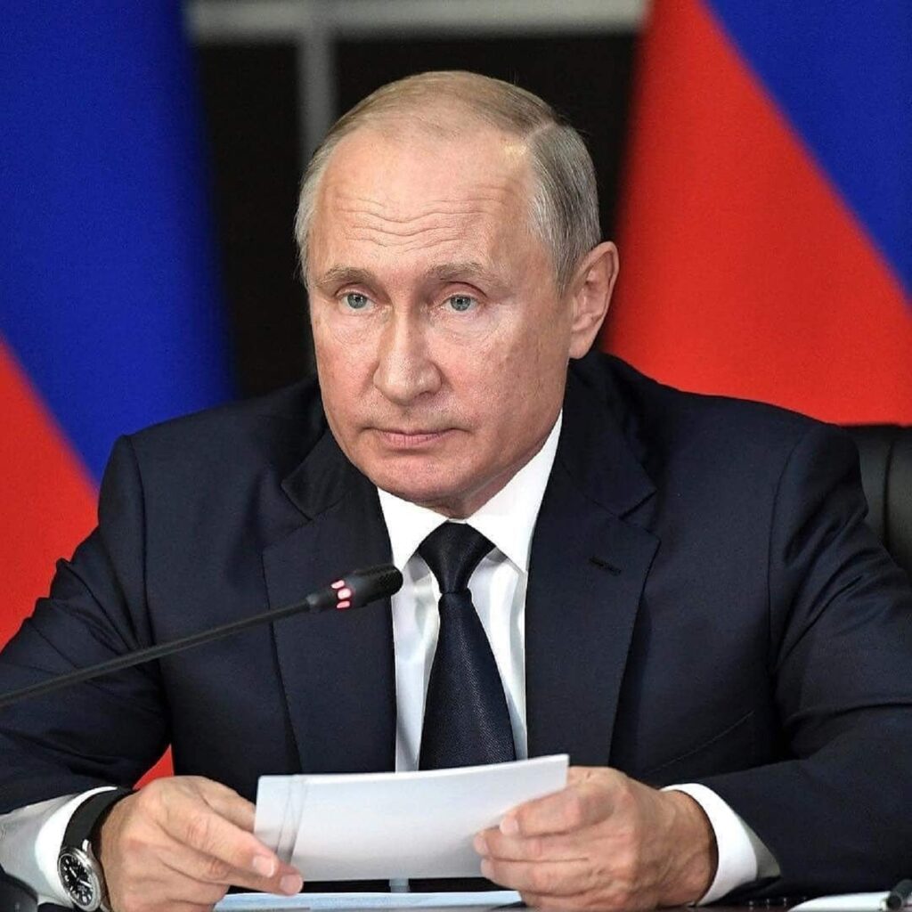 Vladimir Putin a semnat decretul cu privire la crearea unui fond pentru acordarea de sprijin soldaților care luptă în Ucraina