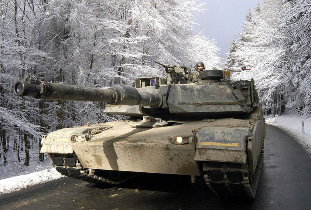Armata română se dotează cu tancuri Abrams din SUA. Acordul a fost încheiat de Guvern