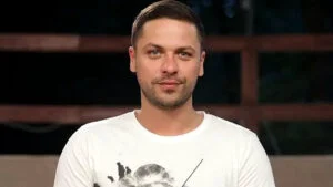 Cum s-a apucat Augustin Viziru de jocuri de noroc. A văzut o masa de billiard ticsită de bani