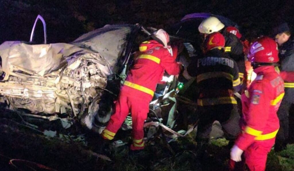 Accident teribil în Olt. Patru persoane au murit în urma unei coliziuni frontale dintre două autoturisme