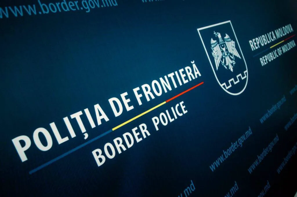Doi cetățeni azeri, descoperiți cu documente falsificate la frontiera Republicii Moldova