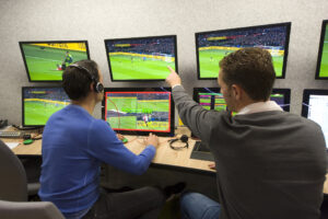 UEFA aprobă utilizarea tehnologiei VAR în tururile preliminare ale competițiilor europene