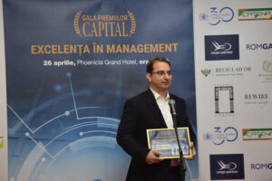 Daniel Epure, director Fundația Metropolis, pe scena Galei Capital „Excelență în Management”, Sursa foto Christian Blancko