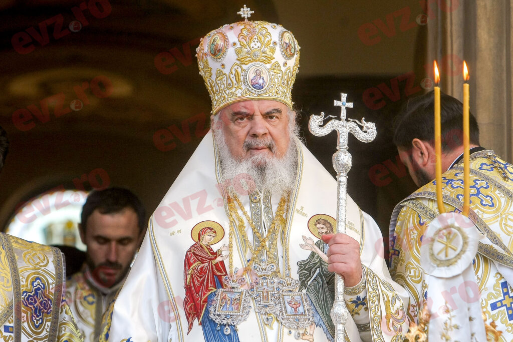 Patriarhul Daniel îi cere lui IPS Teodosie să pună capăt „polemicii” cu Vasile Bănescu