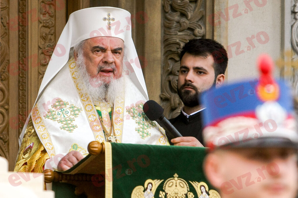 Patriarhul Daniel le-a spus românilor că Biserica îi așteaptă cu sufletul curat, nu cu daruri scumpe. Ce e bine să nu faci în Săptămâna Patimilor