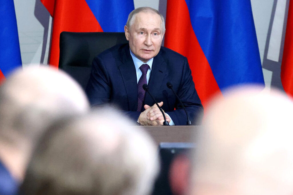Vladimir Putin, moment de rătăcire la un eveniment. A început să vorbească incoerent. Video