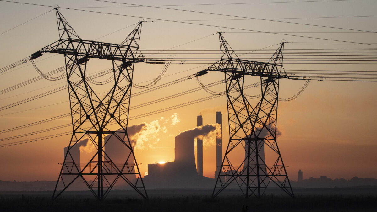 Energia nucleară - motiv de dispută în reforma pieței europene de energie electrică. S-au creat două tabere: Franța și Germania