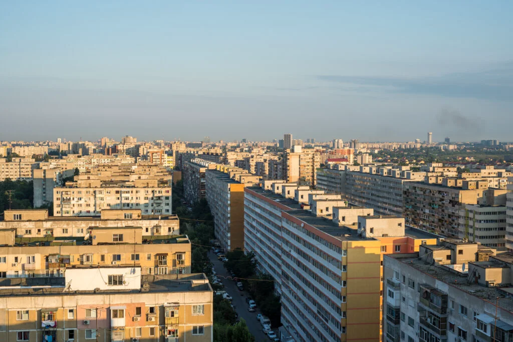 Piața imobiliară din România a înregistrat scăderi. Cu cât s-au vândut apartamentele din București în primele luni din 2023