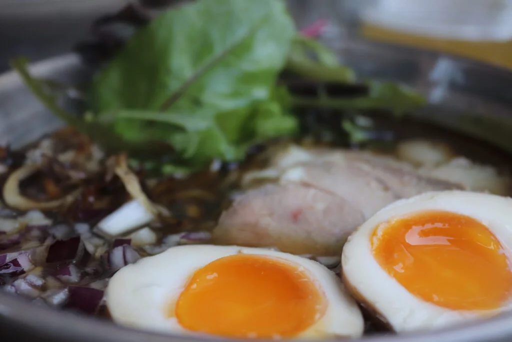 Rețetă de ouă marinate în stil asiatic. Se prepară în cele mai de lux restaurante din Tokyo