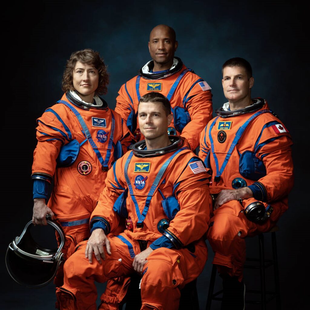 NASA a anunțat numele celor patru astronauți care vor zbura din nou spre Lună. Misiunea Artemis 2 costă peste patru miliarde de dolari