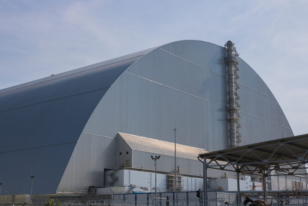 Structura de protecție a centralei de la Cernobîl, afectată. AIEA anunță noi reparații temporare