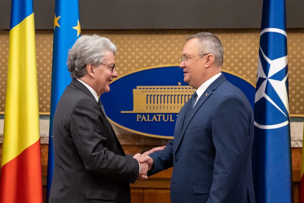 Nicola Ciucă l-a primit pe comisarul european pentru Piața Internă. Principalele subiecte de discuție au fost aderarea la spațiul Schengen și achizițiile militare