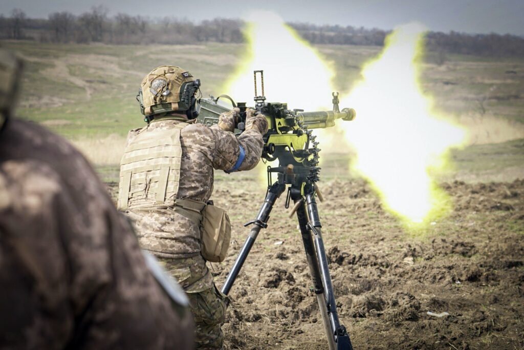 Război în Ucraina - Blindatele americane luptă la Bahmut. Nordul orașului Donetsk a devenit un intens câmp de confruntare