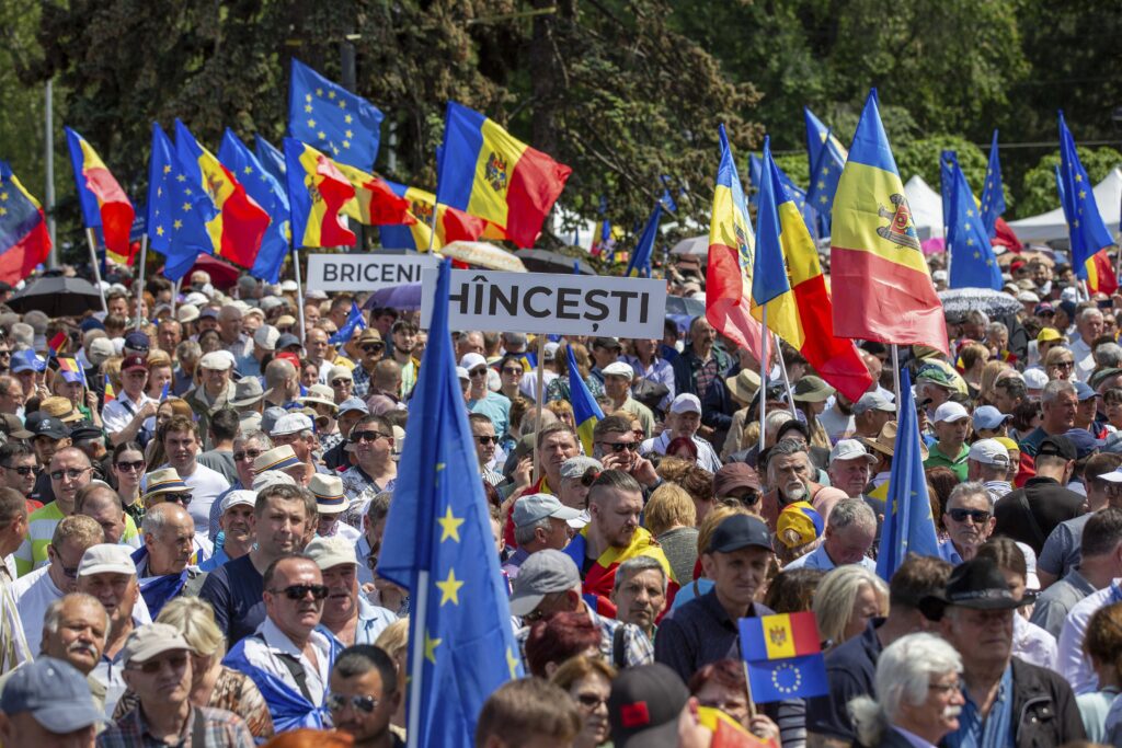 Trei partide vor să lupte pentru viitorul european al Republicii Moldova