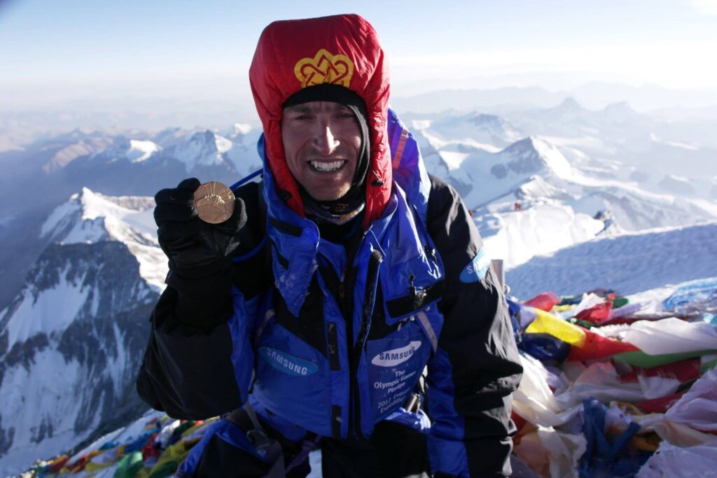 Everestul are tot mai puțină zăpadă, susține alpinistul Kenton Cool, care a cucerit vârful de 17 ori