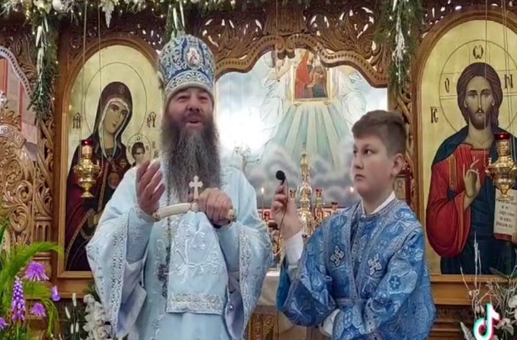 Povestea impresionantă a părintelui Mihail Jar, tată a peste 400 de copii. Preotul român cu inimă de aur