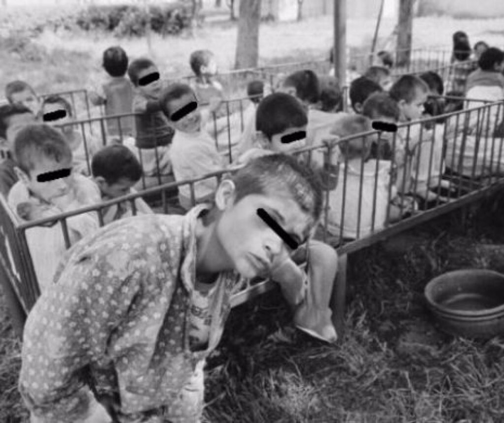 Special EvZ. Copiii lui Ceaușescu. Condamnați la durere, singurătate, frică și boală