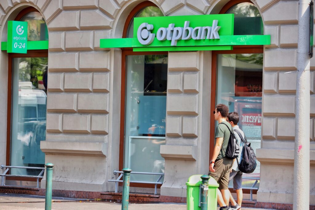OTP Bank România este de vânzare. Tranzacția s-ar putea face în termen de un an