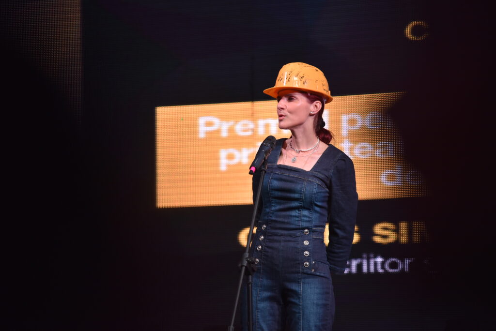 Chris Simion Mercurian, la Gala Capital Top 100 Femei de Succes, despre demersul Grivița 53: „Nu construim doar un teatru, construim un spirit”