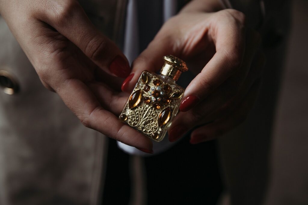 De ce bărbații moderni apreciază calitățile parfumurilor orientale? 