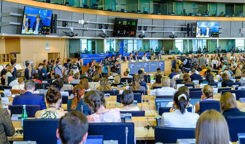 Cristian Bușoi anunță că raportul privind taxele EMA a primit vot pozitiv în Comisia ENVI din Parlamentul European