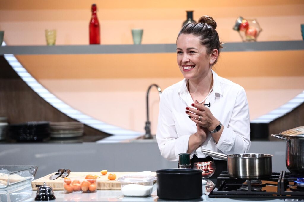Cine este Nina Hariton, concurenta care ar putea câștiga „Chefi la cuțite”. Povestea ei de viață i-a impresionat pe jurați